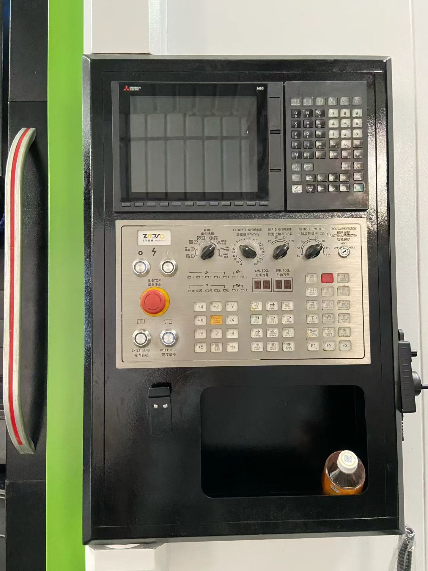 Used Zheng You 1380 L Vertical Machining Center with Mitsubishi M 80 photo 2