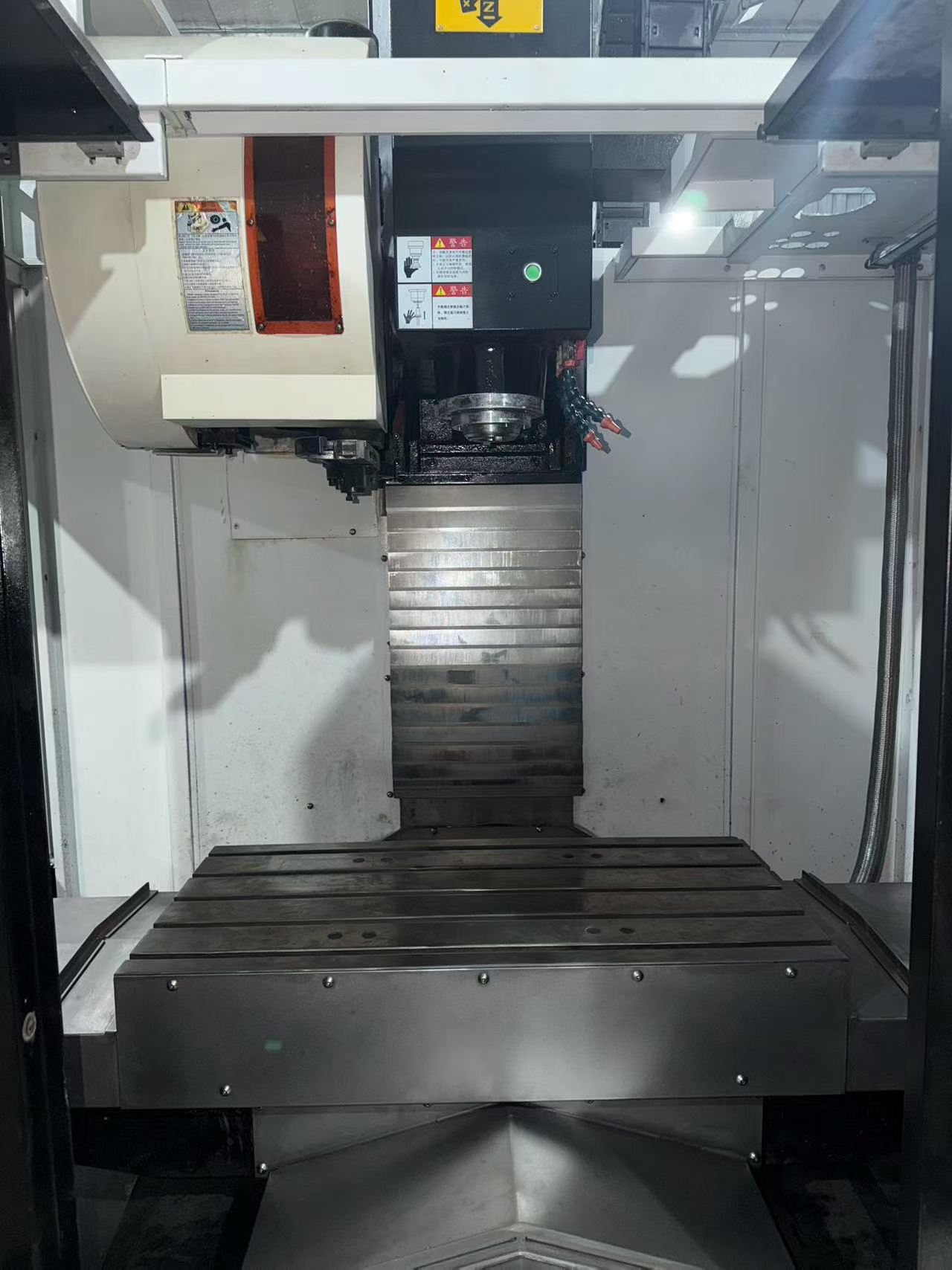 Used Zhengyou V 8 Vertical Machining Center photo 2