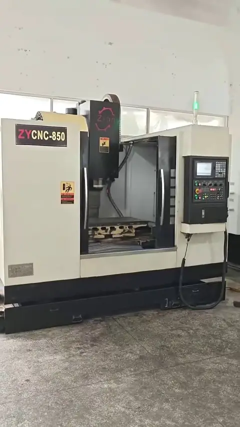 Bekas Vertical Machining Center Zhenyan 850 dengan Kontrol Mitsubishi M70