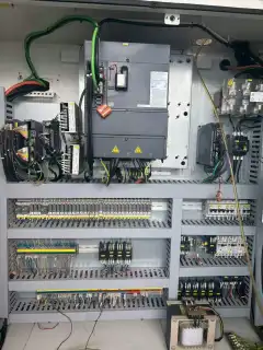 100 Units Doosan T 4050 Drilling and Tapping Center with Mitsubishi M 80 for Sale photo 5