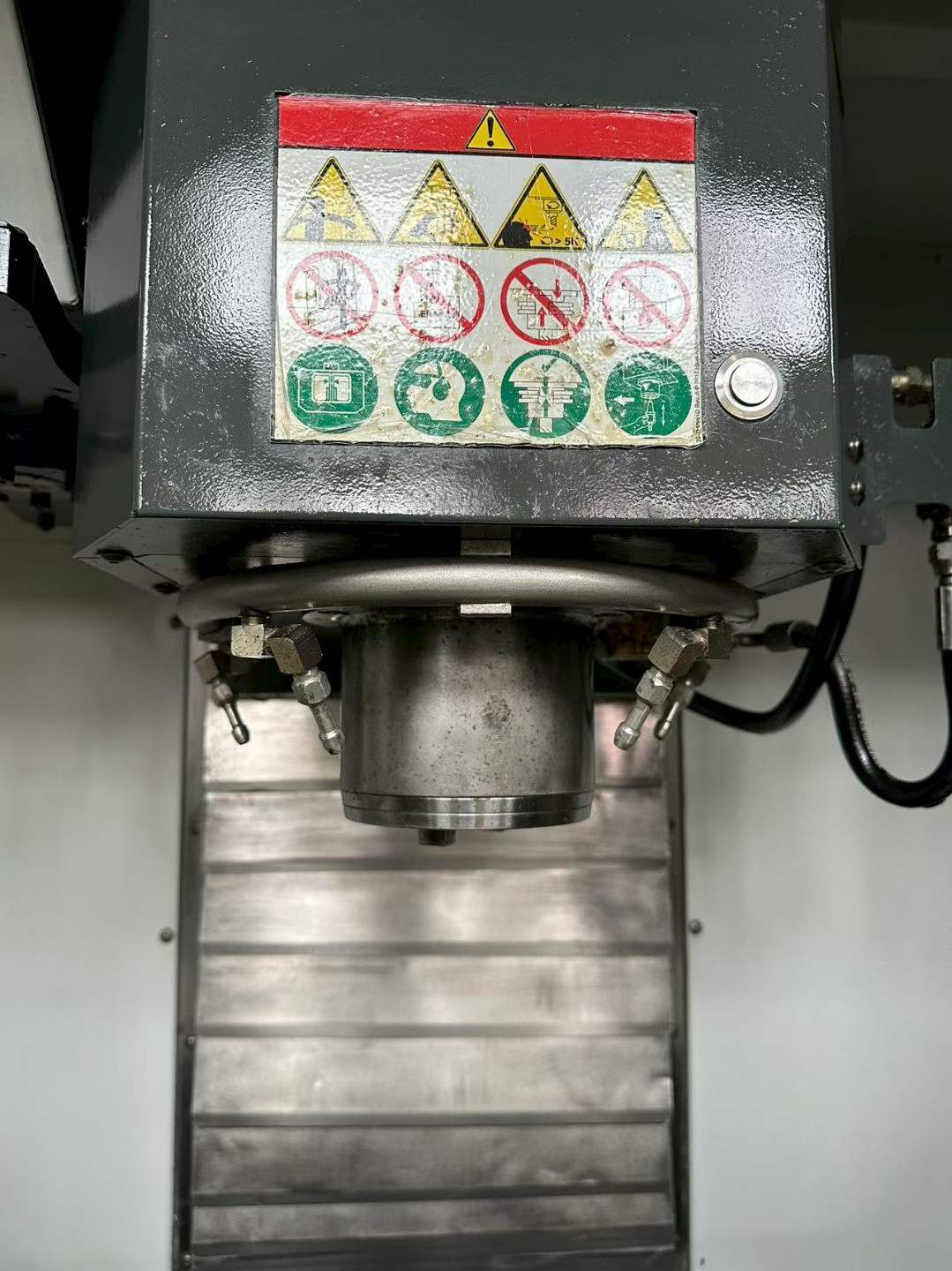 Used Haas VF-2 SS Machining Center photo 3