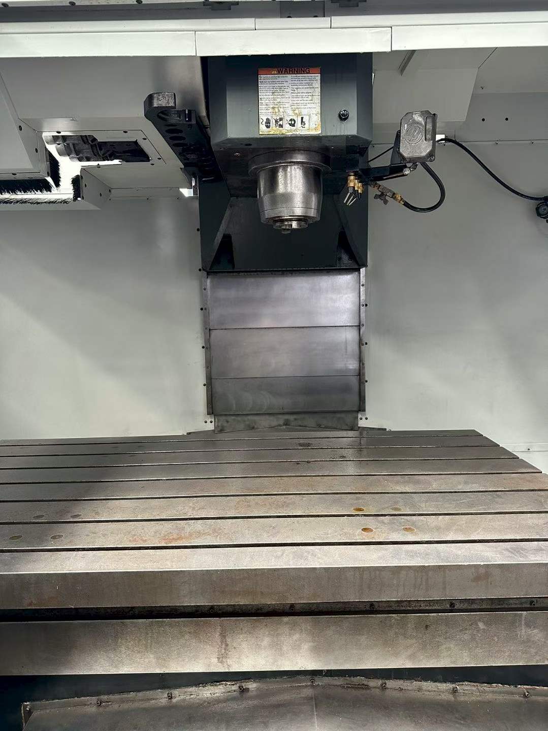 Used Haas VF-8/50 Vertical Machining Center photo 4