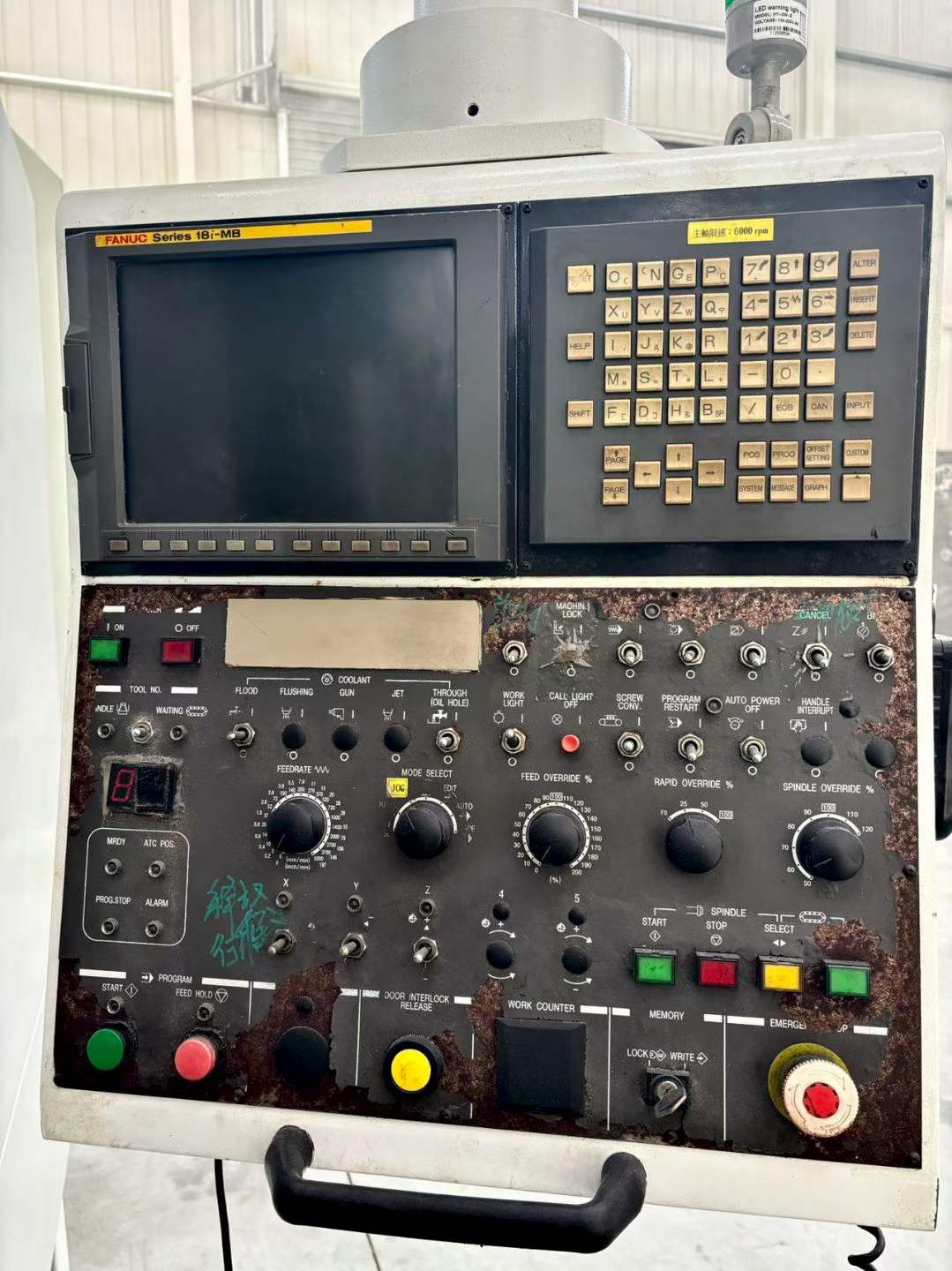 Used Hyundai WIA VX 950 M Machining Center with Fanuc photo 2