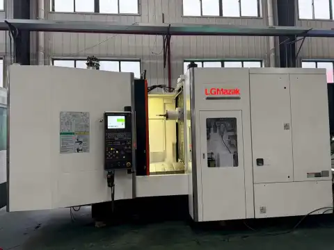 Centro de Mecanizado Horizontal de Dos Estaciones MAZATROL HCN 5000 IIIL Usado