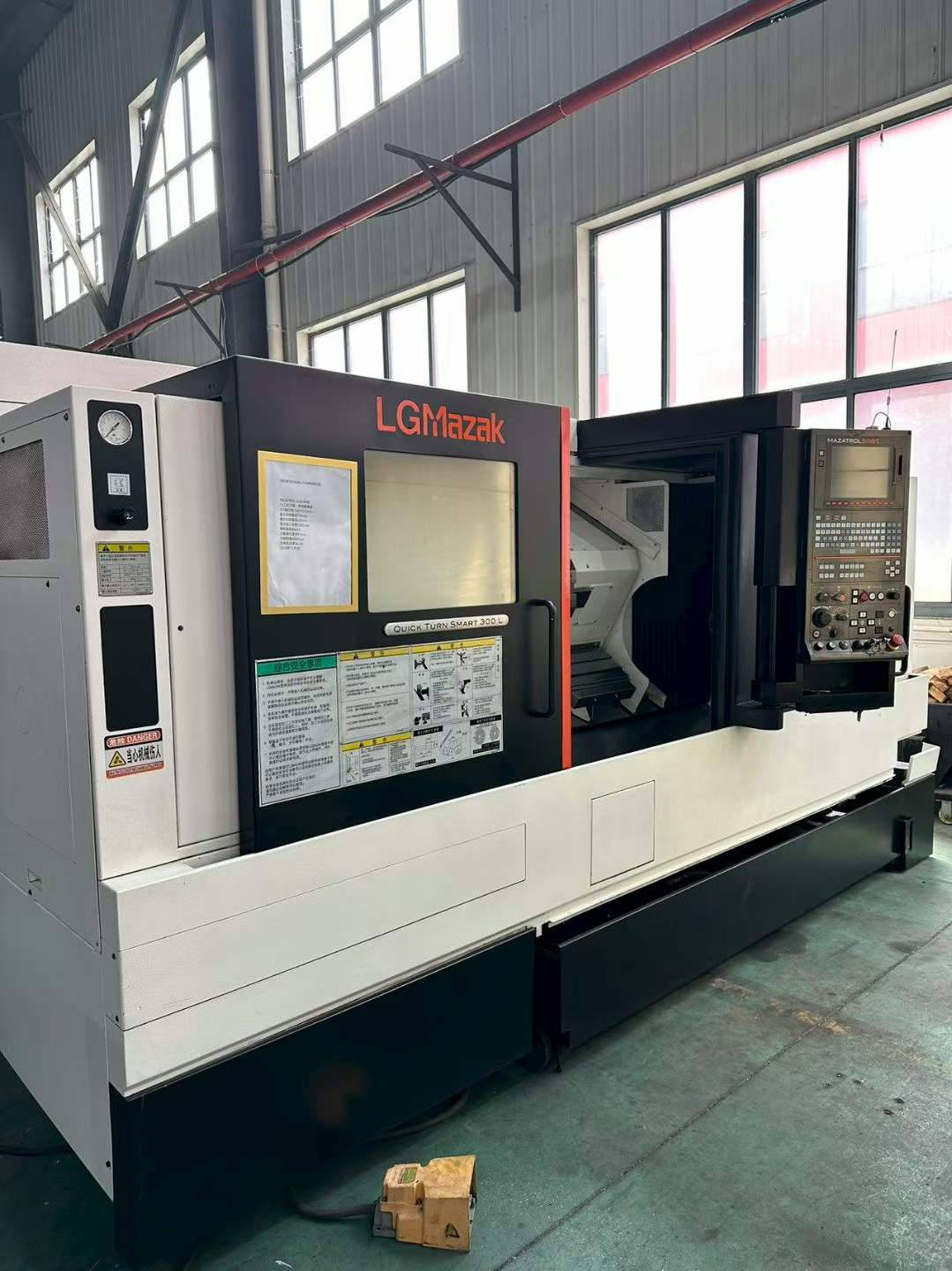 Used Mazak QSM 300 L/1250 CNC Lathe photo 1
