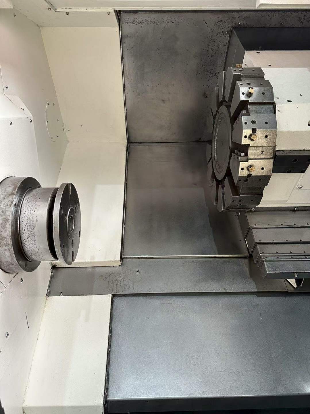 Used Mazak QSM 300 L/1250 CNC Lathe photo 3