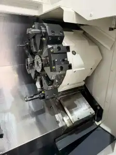 Used Okuma L-250 CNC Lathe photo 4