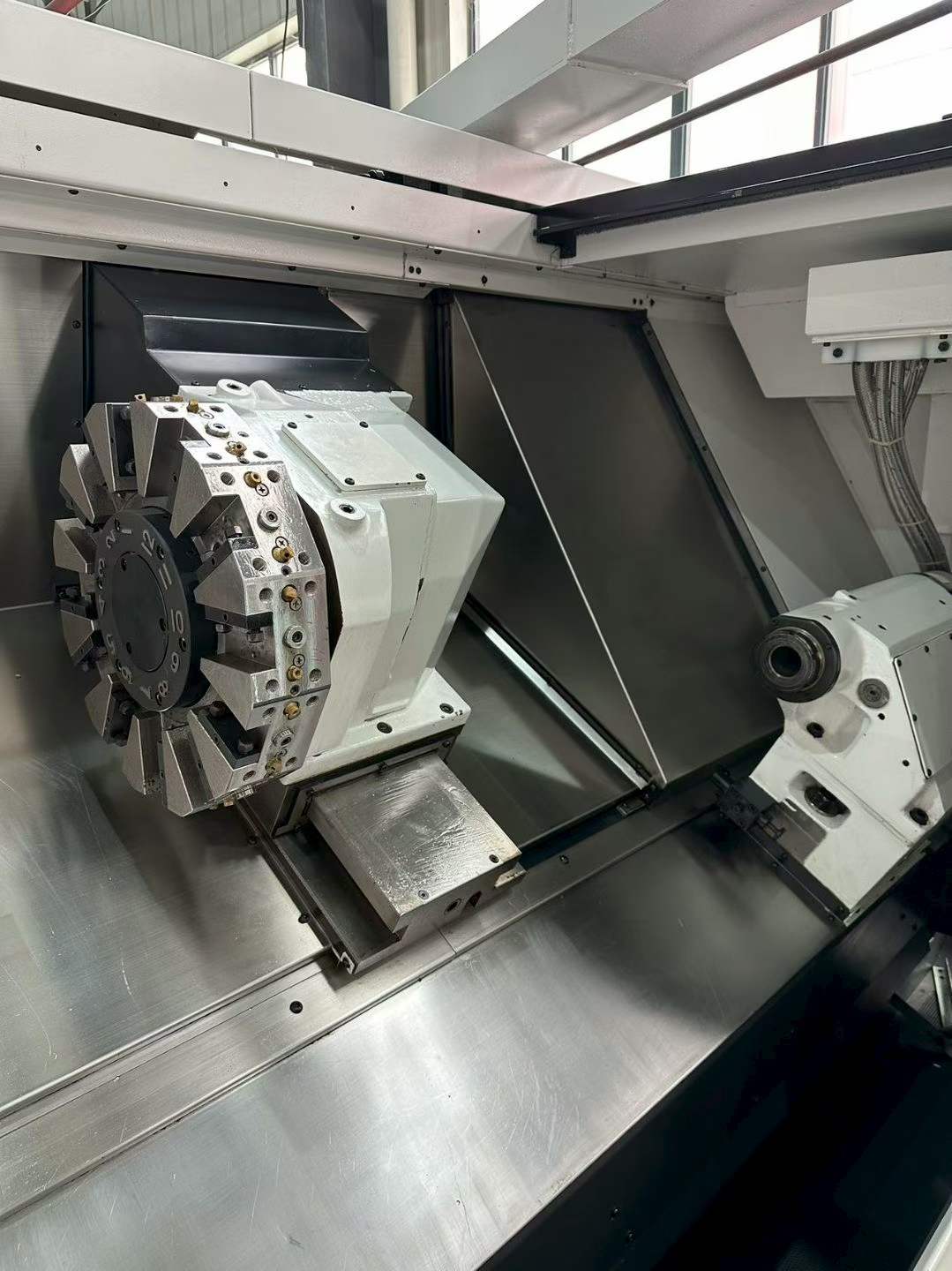 Used Okuma LBR-370-e CNC Lathe with OSP-P 300 LA-e Control photo 4