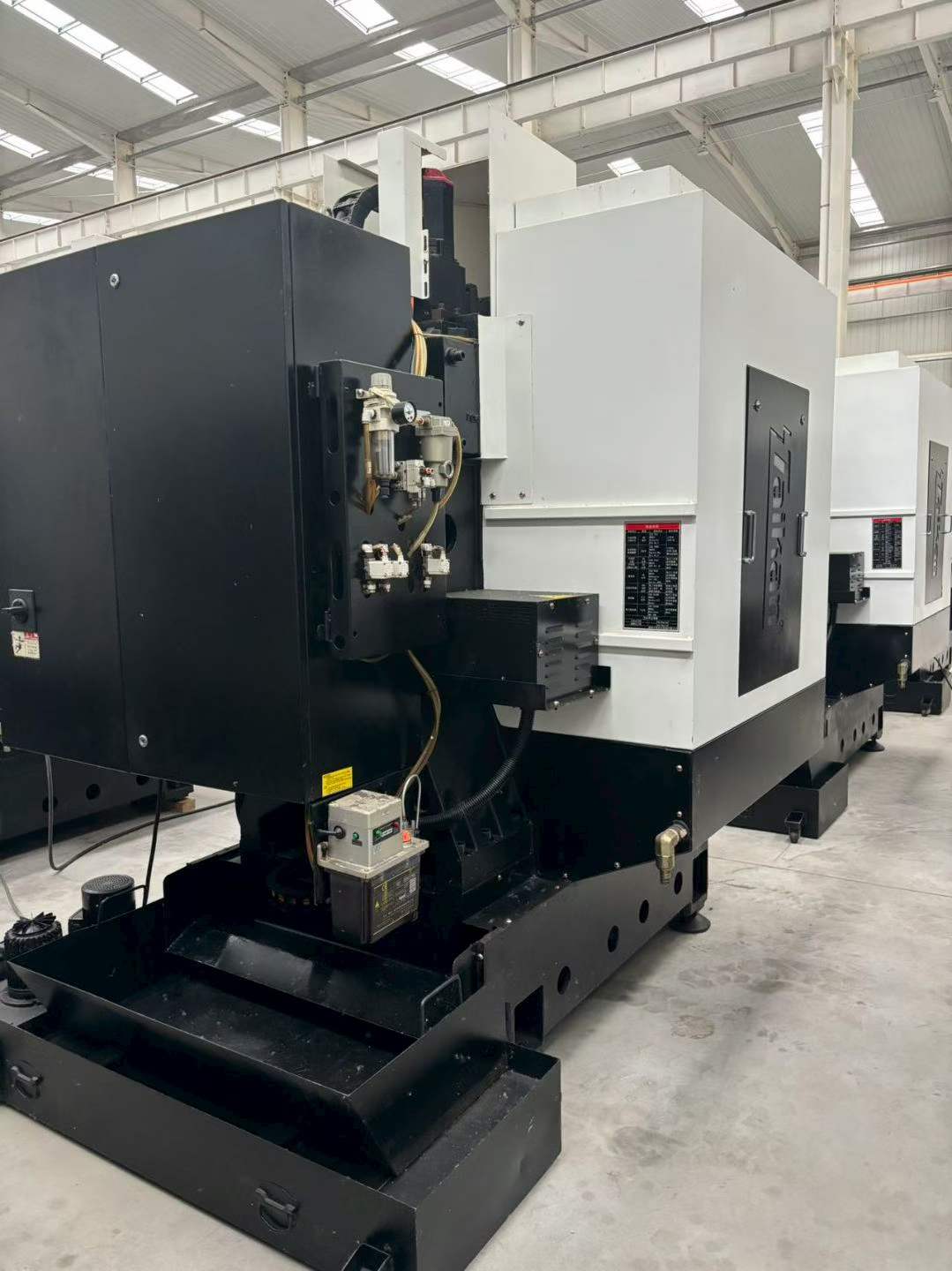 Used Taikan T-500 Drilling and Tapping Center with Fanuc Oi-MF Control photo 3