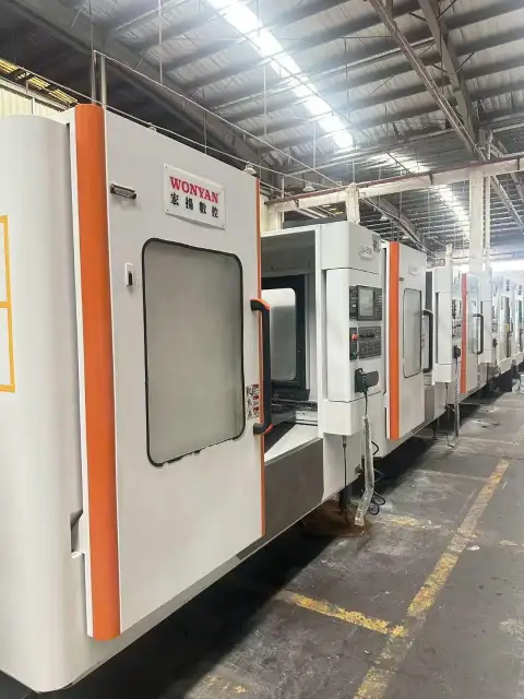 Centro de mecanizado vertical Hongyang 850 2023 con control Mitsubishi M80A