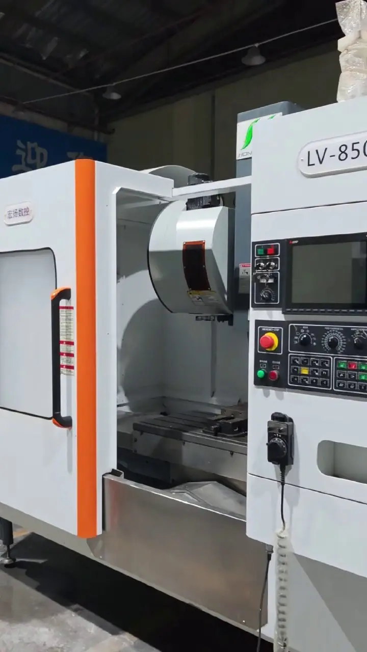 Nearly New 2023 Hongyang 850 Vertical Machining Center with Mitsubishi M80A video thumbnail