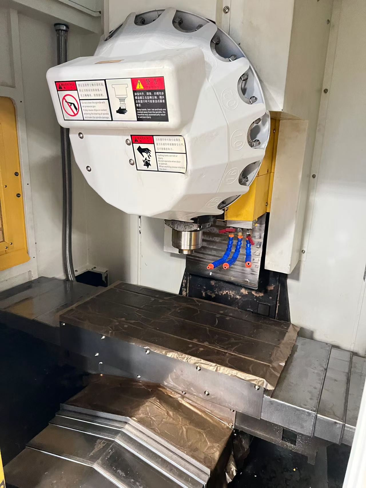 Qiaohong T 7 Vertical Machining Center photo 4