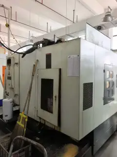 Used Huaya V 8 Vertical Machining Center with Mitsubishi M 70 photo 5