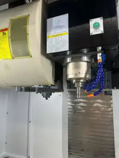 Used JuGao 850 PLUS Vertical Machining Center with Mitsubishi M 80 photo 4