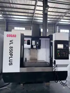 Used Jugao VL 850 PLUS Vertical Machining Center with Mitsubishi M 80 photo 3