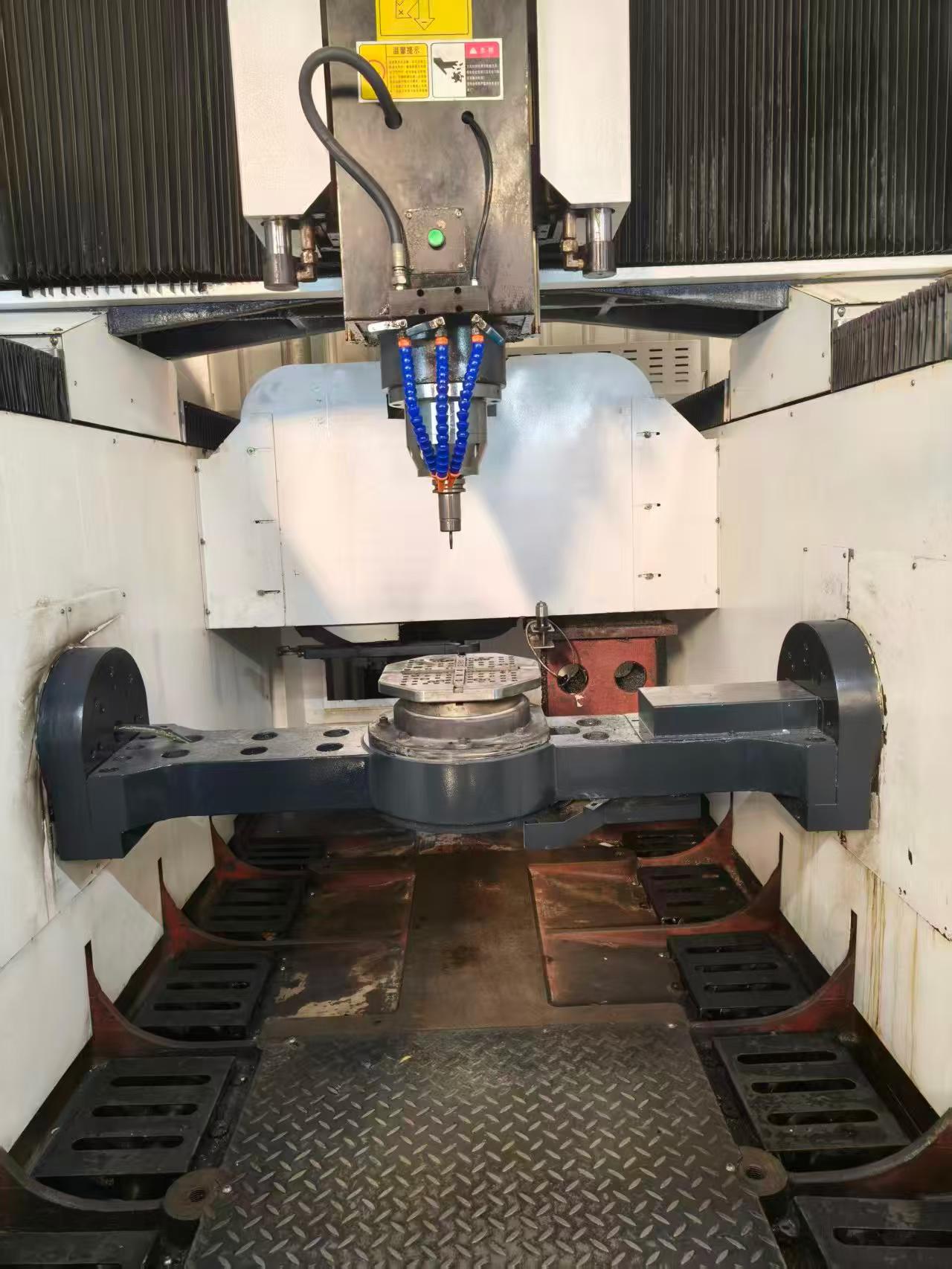 Used Juren Gantry 5-Axis Machining Center with SYNTEC 210 MA-E 5 photo 4