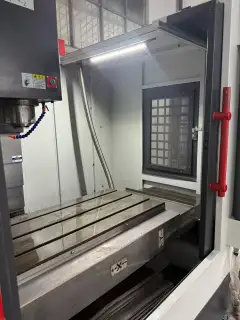 Used Qiaofeng 850 Vertical Machining Center with Mitsubishi M 70 A Control photo 3
