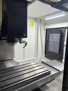Used Qiaoqun V 8 Vertical Machining Center with Mitsubishi M 80 Control photo 8