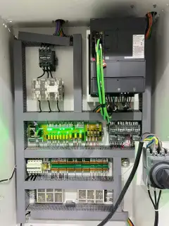 Used Qiaoqun V 8 Vertical Machining Center with Mitsubishi M 80 Control photo 9