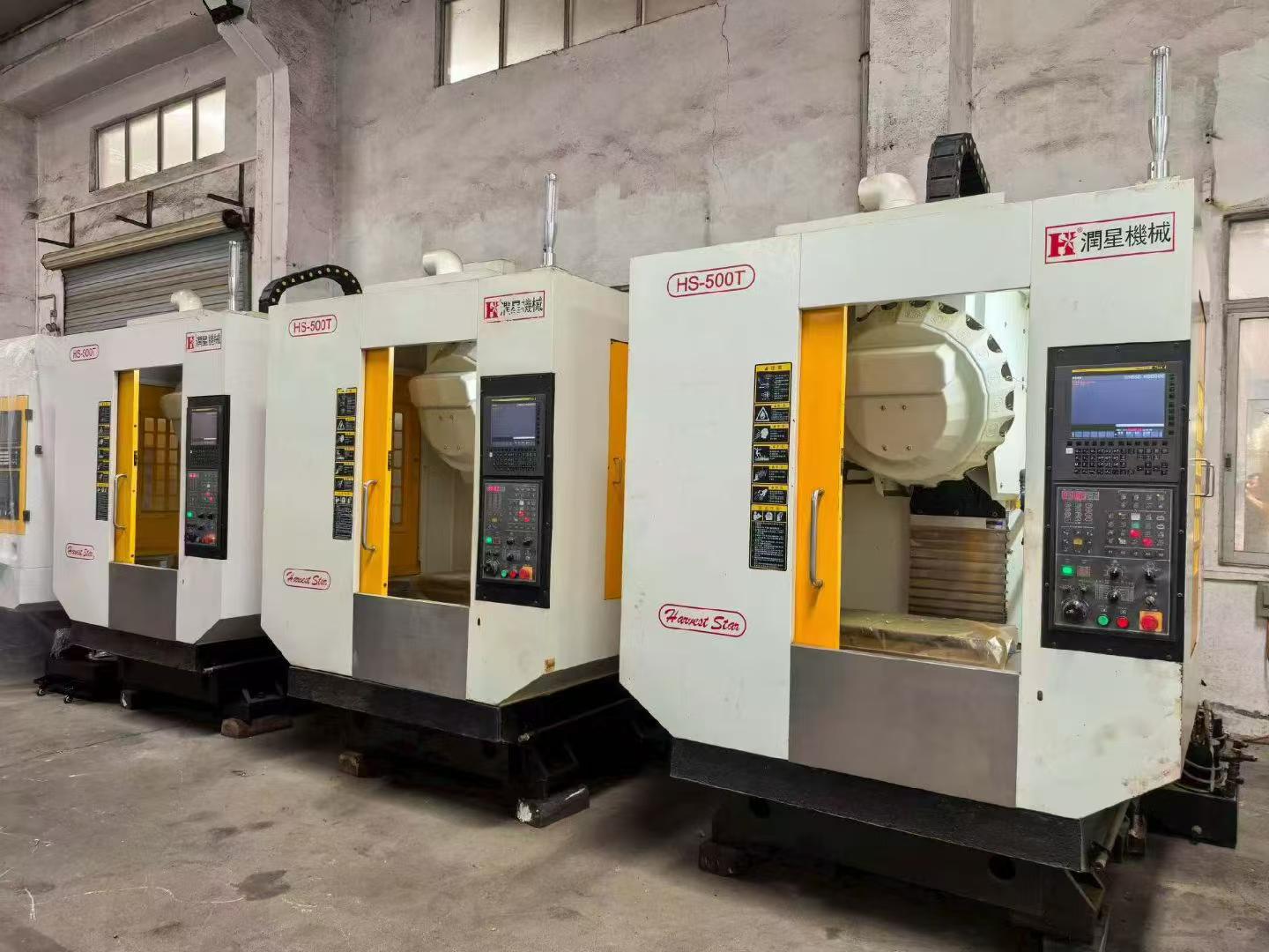Used Runxing HS-500 T Vertical Machining Center with Fanuc 0i-MF Plus photo 1