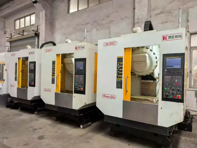 Used Runxing HS-500 T Vertical Machining Center with Fanuc 0i-MF Plus photo 1