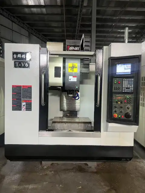 Centro de Mecanizado Vertical Taichin V 6 Usado con Control Mitsubishi M70