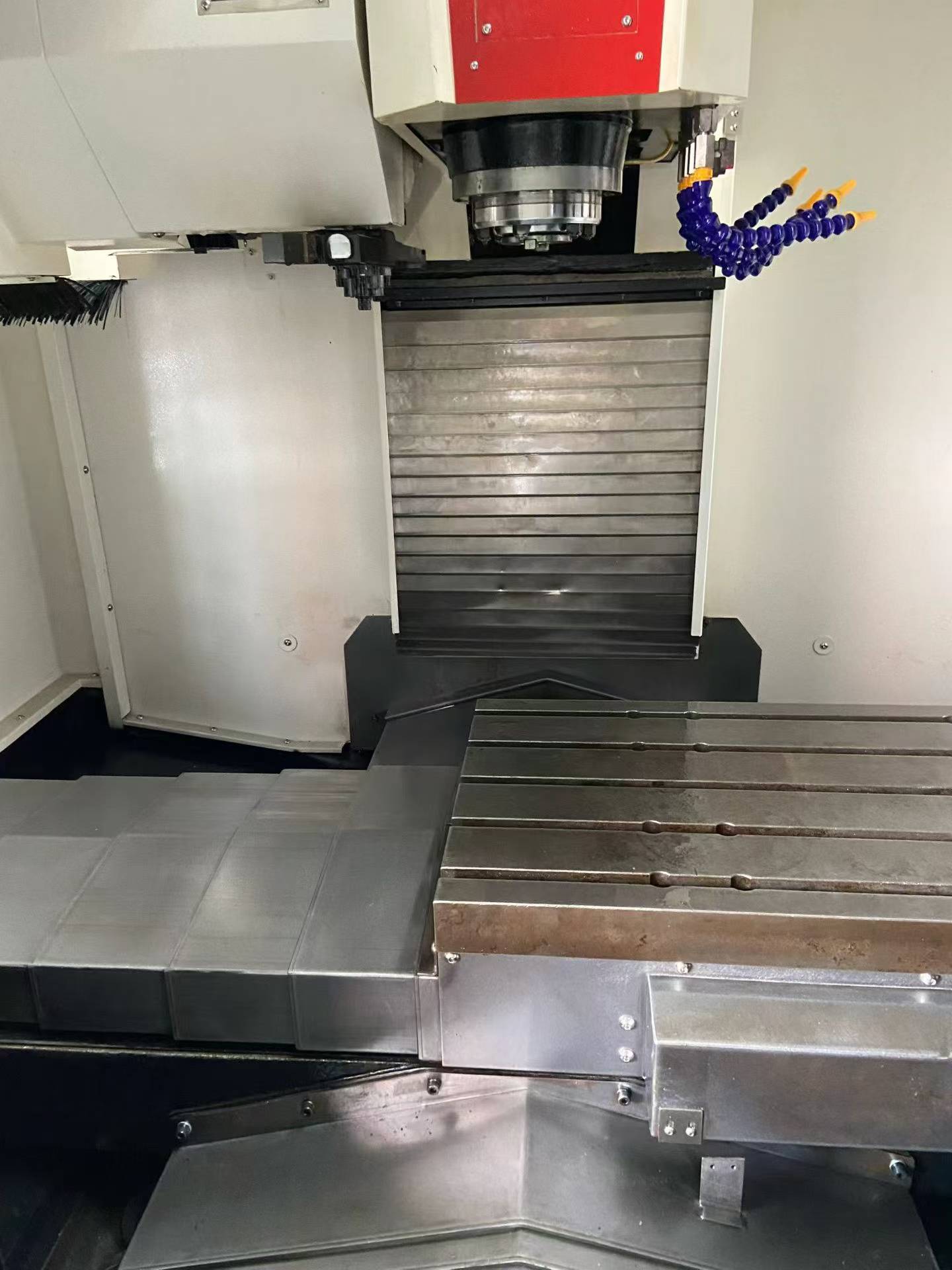 Used Taikan T-856 L Vertical Machining Center with Fanuc Oi-MF Plus photo 3