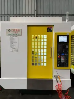 Used Tianying CNC T-6 S Drilling and Tapping Center with Mitsubishi M 80 photo 1