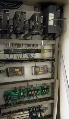Used Vertical Machining Center with Mitsubishi M 70 Control, BT40 Spindle, 24-Tool Magazine photo 5
