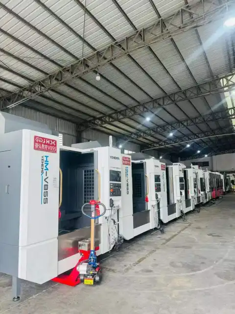 2025 Ağır Hizmet 855 İşleme Merkezi, BT40 İş Mili