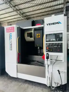 2025 Heavy Duty 855 Machining Center with BT40 Spindle photo 4