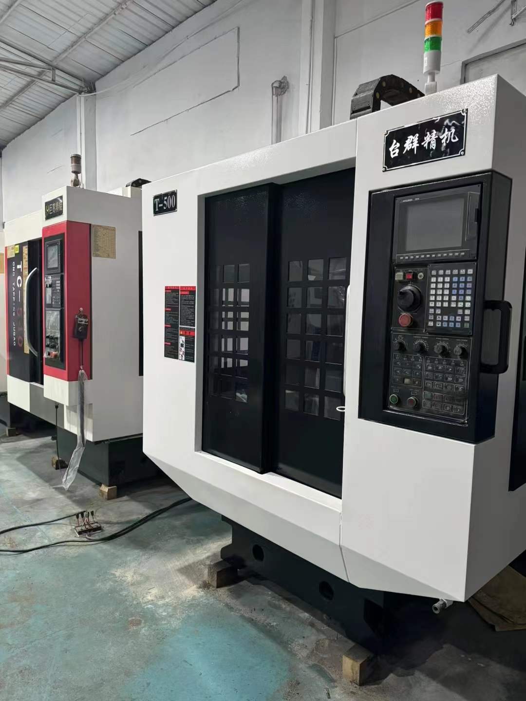 Used Taikan T 500 Vertical Machining Center with Mitsubishi M 70 photo 7
