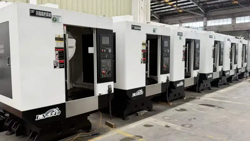 Used Chuangxiang T 540 Vertical Machining Center with Mitsubishi M 80 A Control photo 1