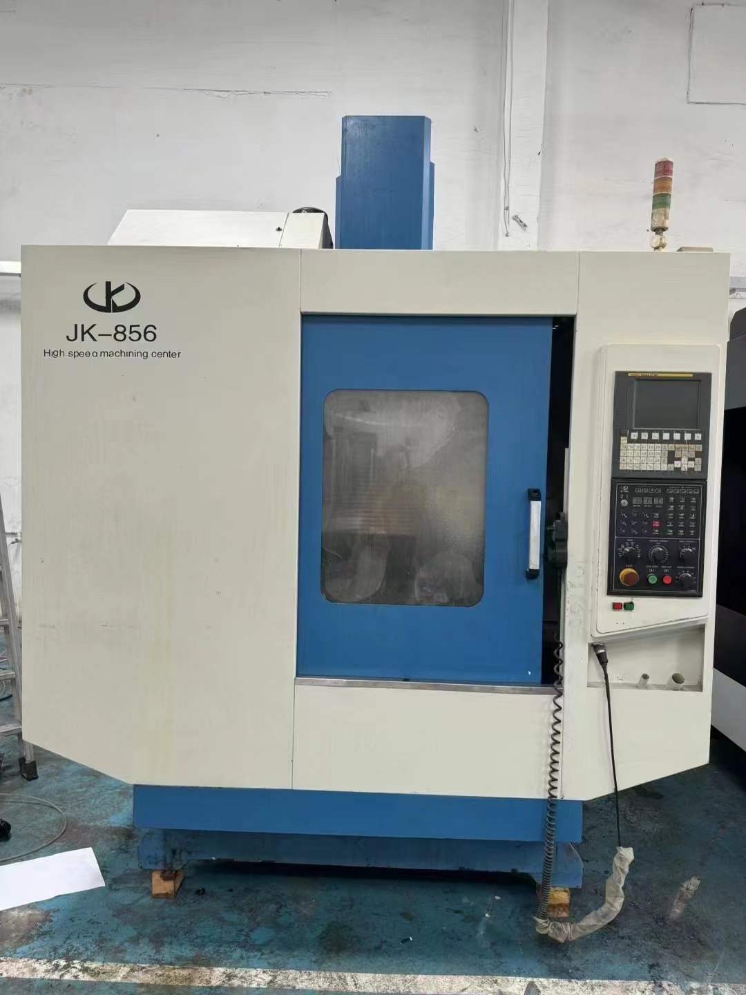 Used Jinke 856 Vertical Machining Center with Fanuc MF Control photo 1