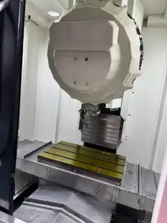 Used Jugao TC-540 Vertical Machining Center with Mitsubishi M 80 Control photo 3