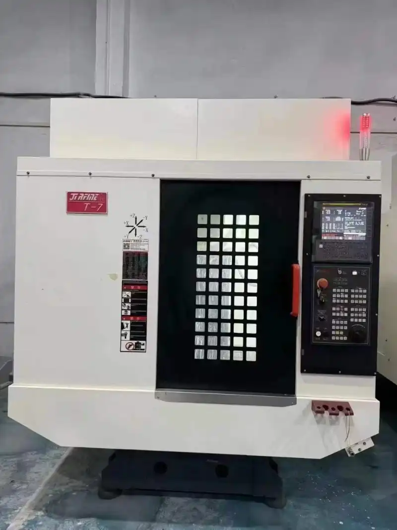 Used Qiaofeng T 7 Drilling and Tapping Center photo 1