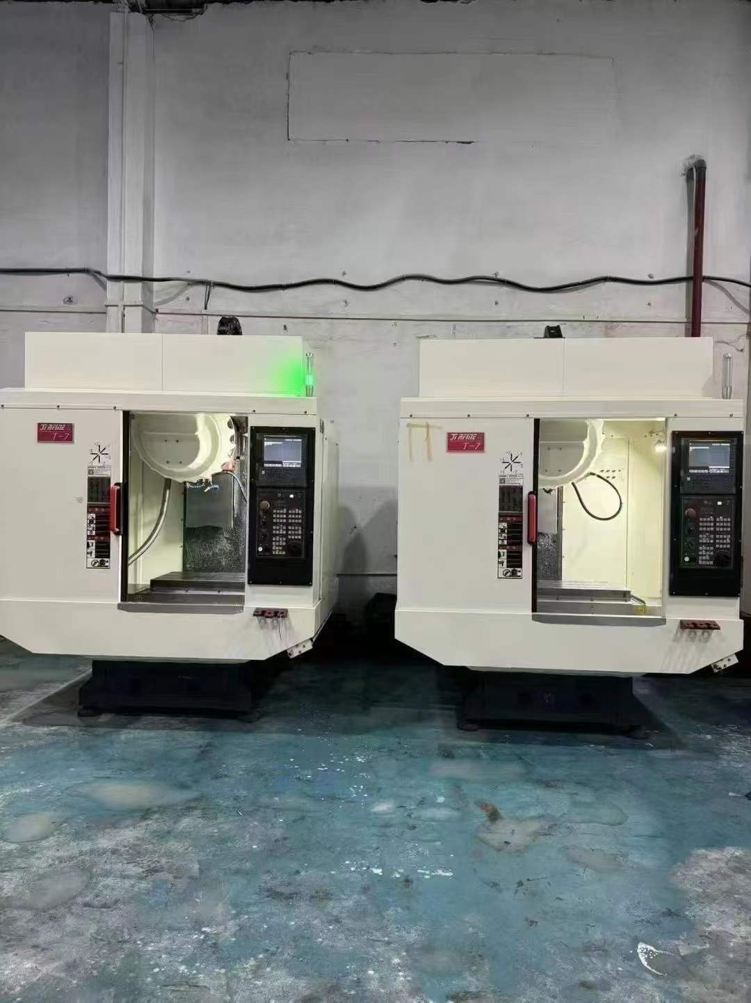 Used Qiaofeng T 7 Drilling and Tapping Center photo 2