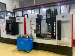 Used Qiaohong 850 Vertical Machining Center with Mitsubishi M 80 photo 1