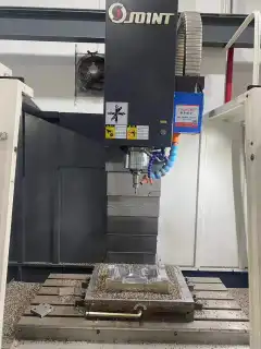 Used Qiaohong 850 Vertical Machining Center with Mitsubishi M 80 photo 7