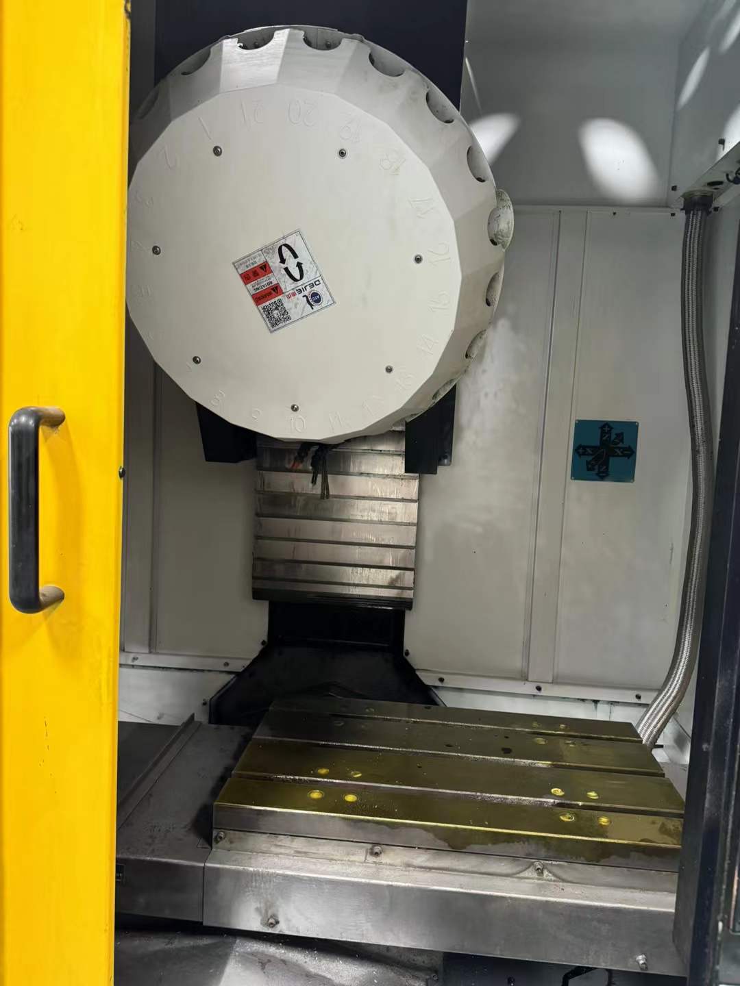 Used Qiaohong T 600 Drilling and Tapping Center with Mitsubishi M 80 Control photo 3