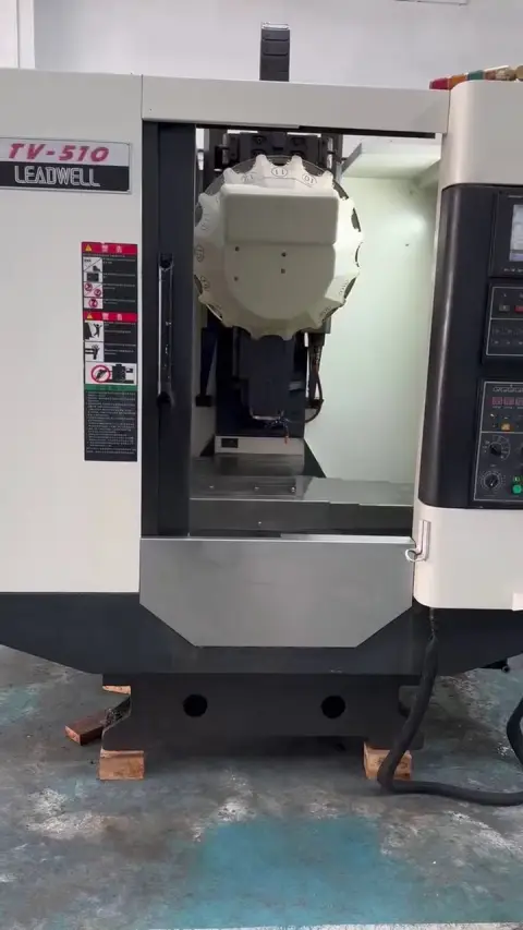 Pusat Pengeboran dan Pengetapan T 510 Bekas dengan Kontrol Mitsubishi M70