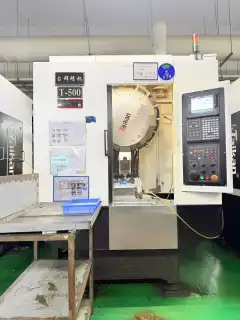 Used Taigun T 500 Vertical Machining Center with Mitsubishi M 70 A photo 7