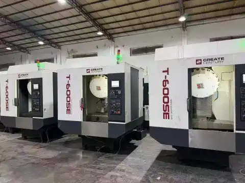Mesin Vertical Machining Center Xintaiqun T 600 SE Bekas dengan Mitsubishi M80