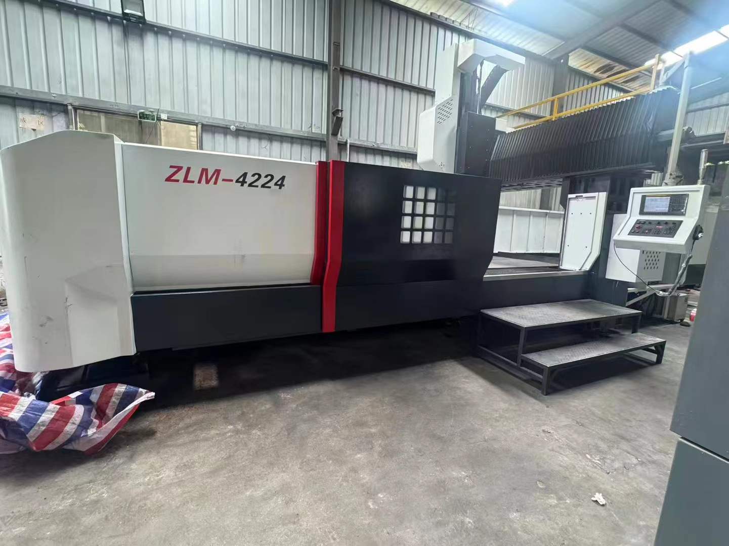 Used Zhiyuan 4224 Gantry Machining Center with FANUC photo 1