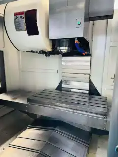 Hongguang 850 Vertical Machining Center with Mitsubishi M 80 Control photo 4