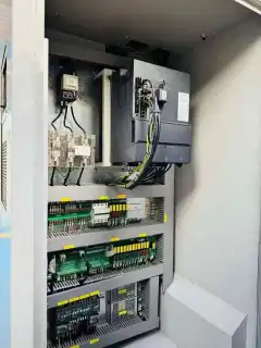 Hongguang 850 Vertical Machining Center with Mitsubishi M 80 Control photo 5