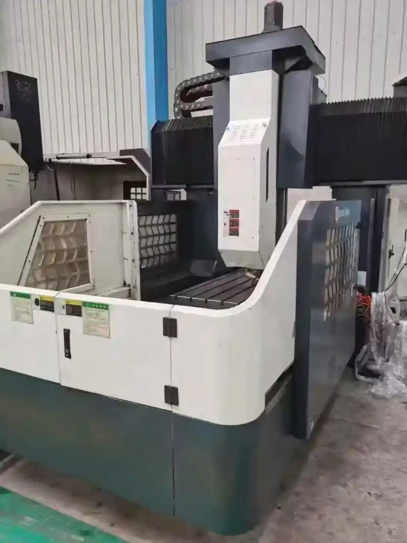 Shanghai Binsheng 2013 CNC Small Gantry Milling Machine with Fanuc MF photo 1