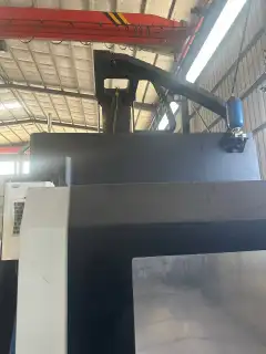 Used Guosheng 2716 Milling Machine with Tool Magazine and Manual Milling Head photo 6