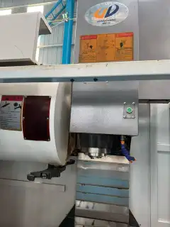 Used Suzhou Hongguang 850 Vertical Machining Center with Mitsubishi M 80 photo 3