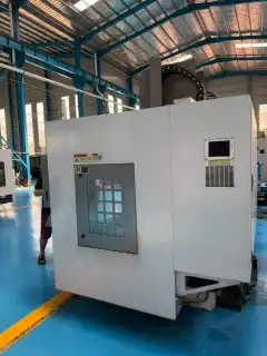 Used Suzhou Hongguang 850 Vertical Machining Center with Mitsubishi M 80 photo 5